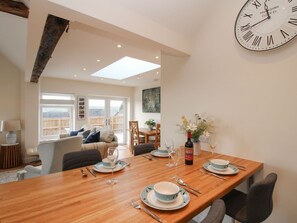 Dining - Border View Lodge, Llandrinio (Welshpool)