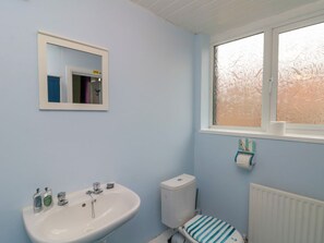 Shower - Holyrood Lodge in Bridlington. (Bridlington)