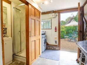 Interior - The Studio, Horseshoe Cottage, Fulbourn (Fulbourn)