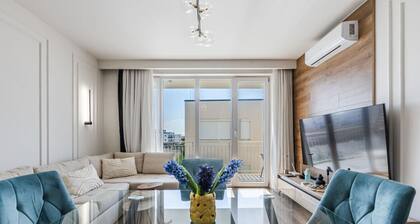 Talea Elegant Escape Apartment by PikHost