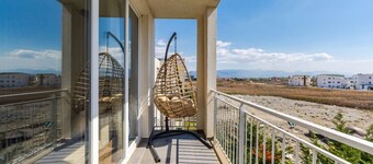 Talea Elegant Escape Apartment by PikHost