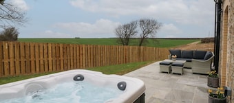 The Granary in St Brides Major