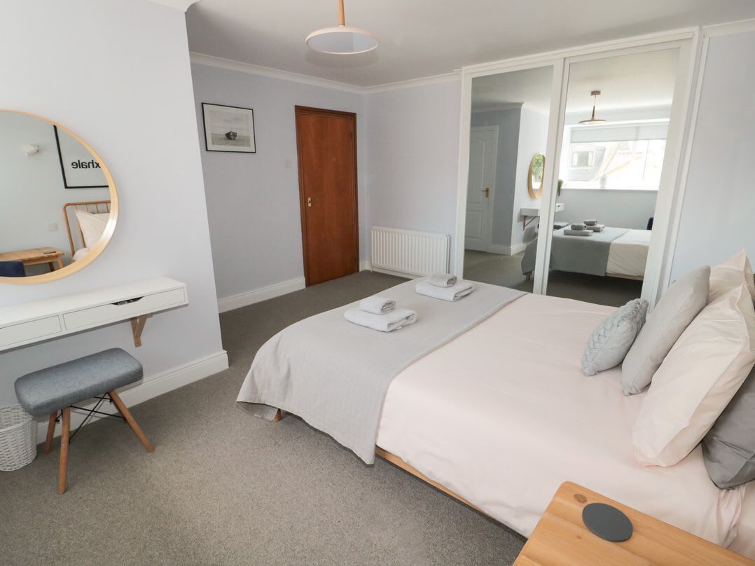 4 bedrooms, WiFi