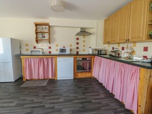 Dishwasher, highchair