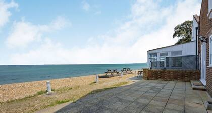 Port Side , Yarmouth