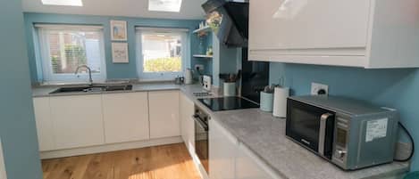 Dishwasher, high chair