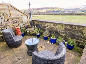 Terrace/patio - Serenity Cottage, Oxenhope (Keighley)