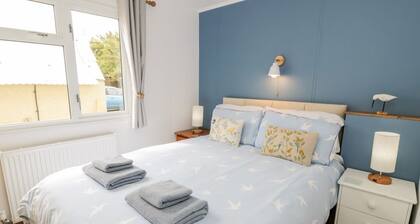 Porthwen Lodge, Cemaes Bay