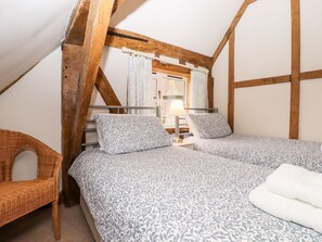 WiFi - Blackbird Cottage, Ottinge. TV (Canterbury)