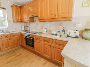 Dishwasher - Bryn Coch Bach, Dyffryn Ardudwy (Dyffryn Ardudwy)