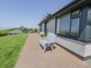 Terrace/patio - Bryn Coch Bach, Dyffryn Ardudwy (Dyffryn Ardudwy)