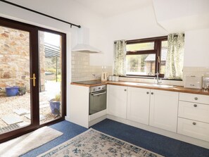 Private kitchen - Blue Bell Cottage, Polgooth (St. Austell)