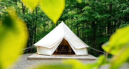 Boutique Glamping Romance: Stylish Bell Tent Getaway in Ontario's Hidden Gem