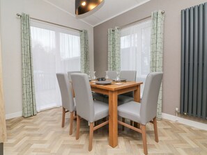 Dining - 18 Manleigh Park, Combe Martin (Ilfracombe)