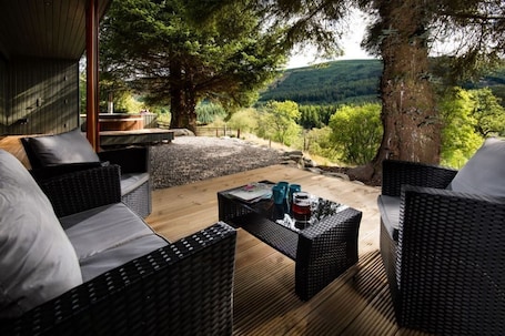 Terrace/patio. Am Bothan, Balquhidder, Perthshire, Scotland