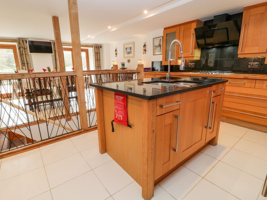 Dishwasher, highchair