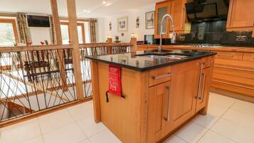 Dishwasher, highchair