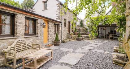 The Druids, Corwen in N. Wales