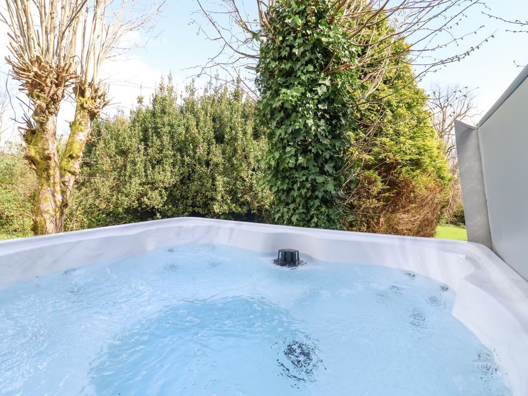 Baignoire à remous extérieure