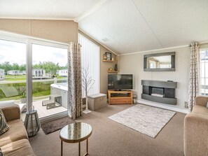 Living area - Links Lodge, Flookburgh (Grange-Over-Sands)