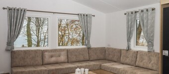 6 Manor Park Bucks Cross 3-bed