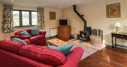 Nine Acres Barn, Marlborough, Wiltshire