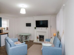 Living area - 1 Johnson's Yard, Guisborough. (Guisborough)