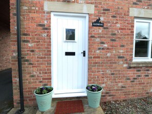 Exterior detail - Glenrae Thornton-Le-Dale 2-bed (Pickering)