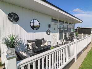 Terrace/patio - Cherry Park Chalet, Chapel St Leonards (Skegness)