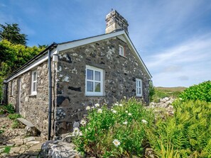 Exterior - CONION GANOL: Stunning Views (Pwllheli)