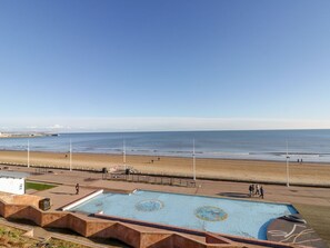 Beach nearby - Southpoint, Bridlington (Bridlington)