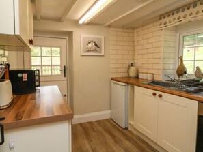 Private kitchen - Pheasant Cottage, Ilfracombe (Ilfracombe)