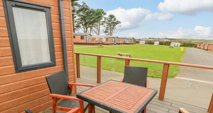 Starfish Retreat, Little Haven