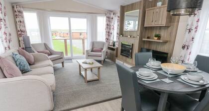 Starfish Retreat, Little Haven