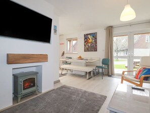 Interior - Rainbow Lodge lies in St Tudy (Bodmin)