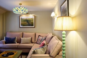 Living area - The Dovecote, Hopton (Matlock)
