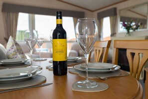 Dining - The Lodge, Rhosybol, Anglesey (Amlwch)