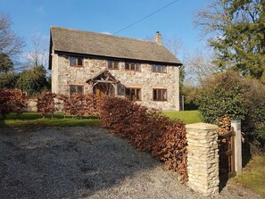 Exterior - Abbott's Retreat, Bishop's Castle (Bishops Castle)