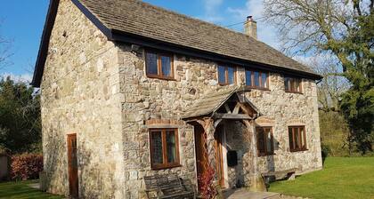 Abbott's Retreat, Bishop's Castle