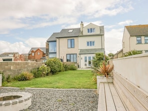 Property grounds - Driftwood, Roa Island, Roa Island (Barrow-in-Furness)
