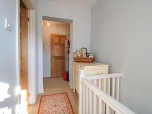 Interior - 10 Upper Linney, Ludlow (Ludlow)