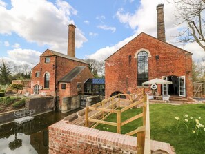 Exterior - The Pump House Art Studio, Misterton (Nottingham)