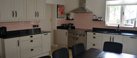 Dishwasher, highchair