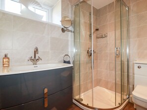 Shower - Great Meadow Barn, Crantock (Newquay)