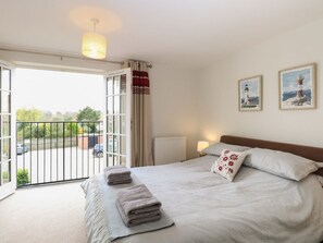 Room - 30 Burtons Mill, Stalham. 3bed (Norwich)