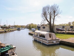 Marina - 30 Burtons Mill, Stalham. 3bed (Norwich)