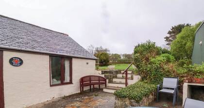Linhay, Poughill: A Tranquil Retreat