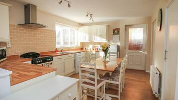 Dishwasher, highchair