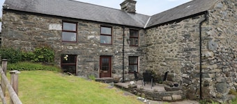 Hendy Cottage, Llanbedr
