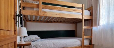 Apartment, 2 Bedrooms, Garden View, Garden Area | Iron/ironing board, WiFi (free)